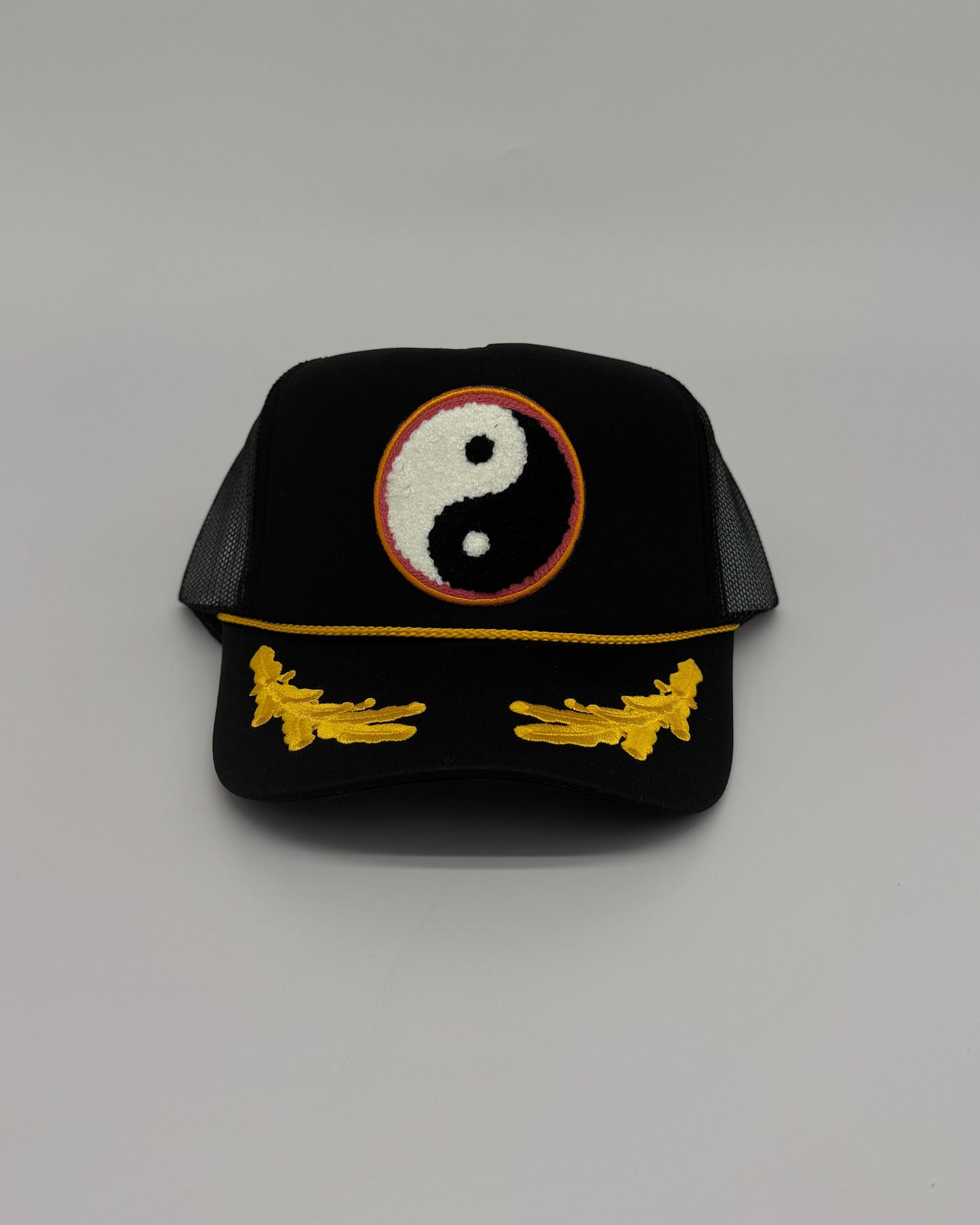 Yin Yang Trucker